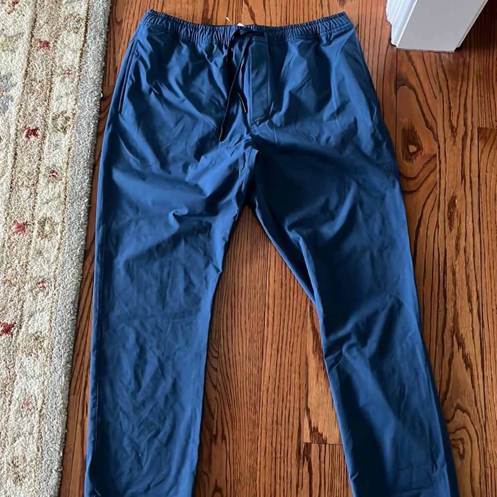 JCrew men’s tech drawstring pants
